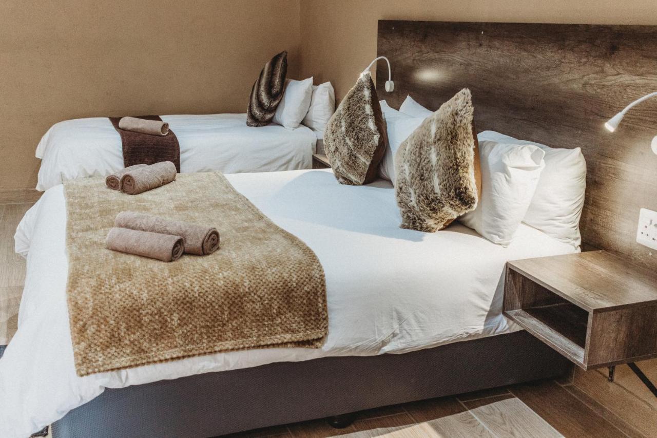 Casa Leitao Lodge พาลาบอร์วา ภายนอก รูปภาพ